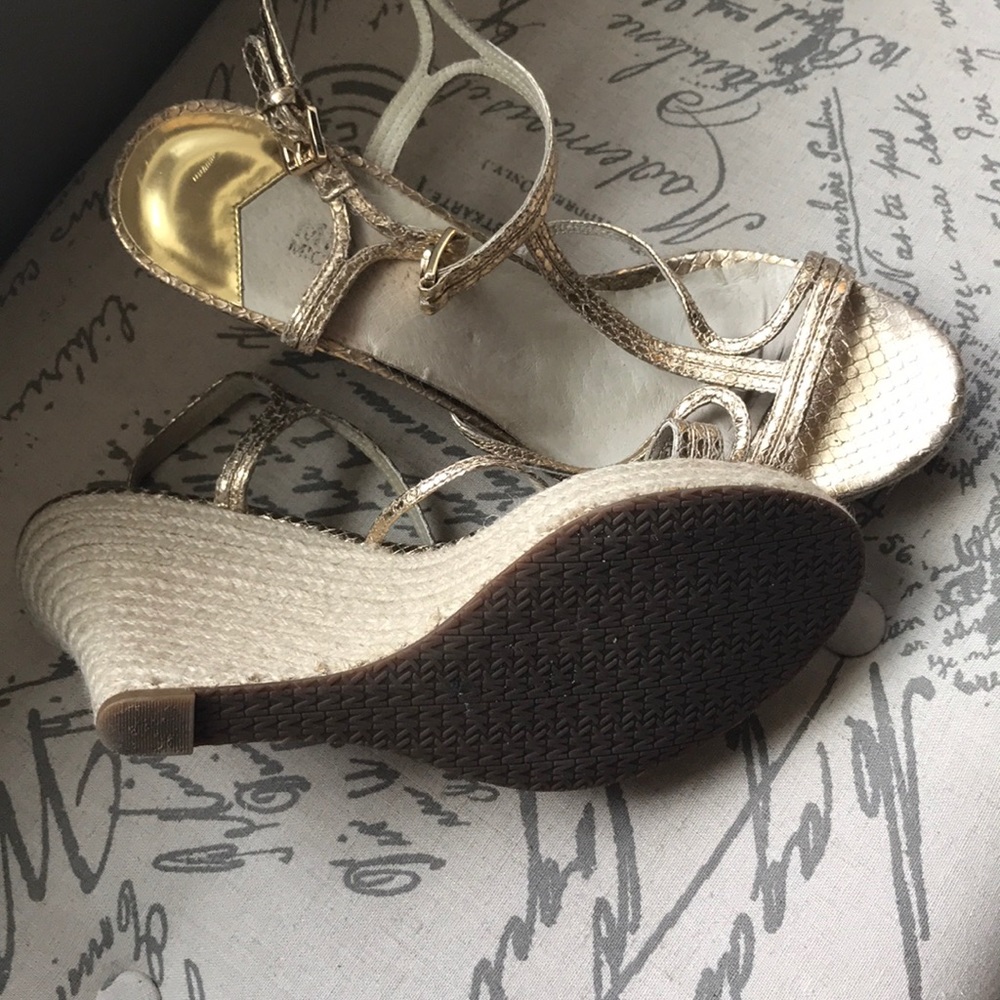 Gold Michael Kors wedges - Picture 2 of 4